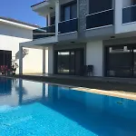 Luxury With Pool For Rent In Izmir Cesme